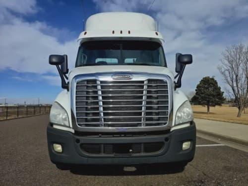 2018 Freightliner Cascadia 113