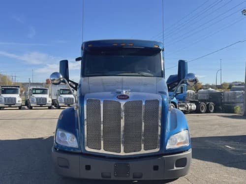 2022 Peterbilt 579