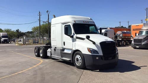 2020 Freightliner Cascadia 126