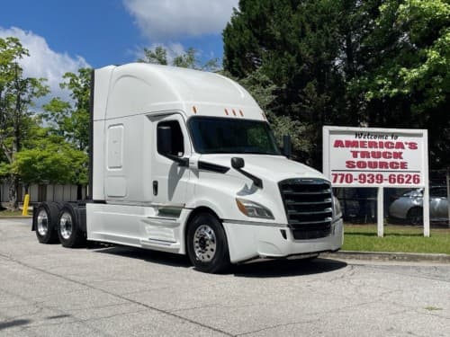 2019 Freightliner Cascadia 126