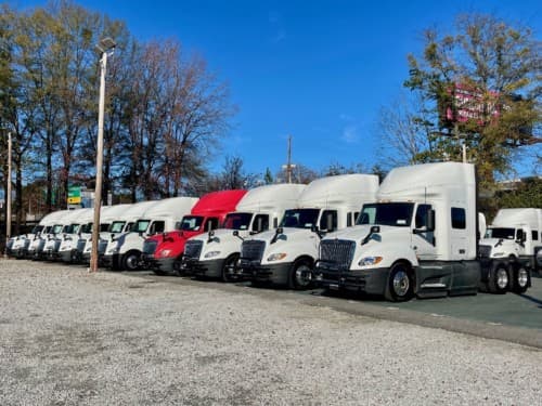 2018 International LT625