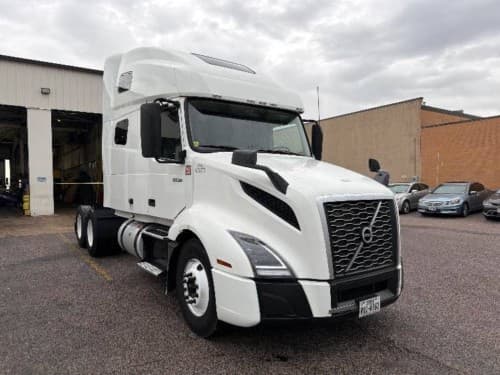 2023 Volvo VNL64760