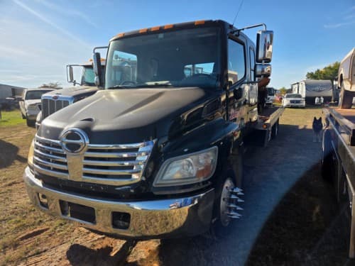 2010 Hino Conventional Type Truck