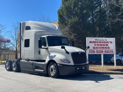 2020 International LT625