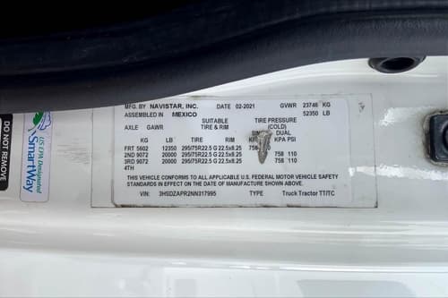 2022 International LT625 Sleeper Semi Truck - 56" Hi Rise Sleeper, Cummins 400HP, 12 Speed image 13