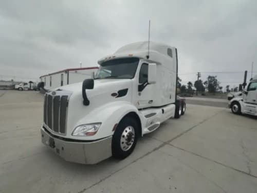 2022 Peterbilt 579