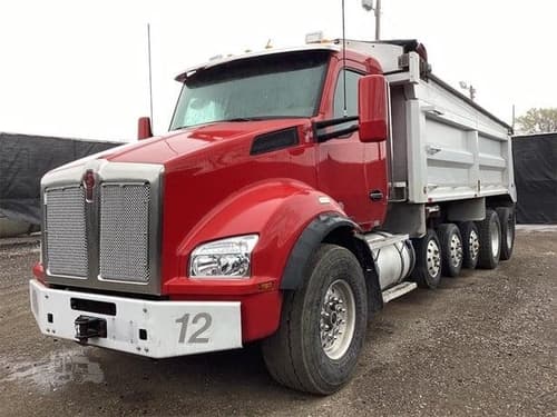 2017 Kenworth T880