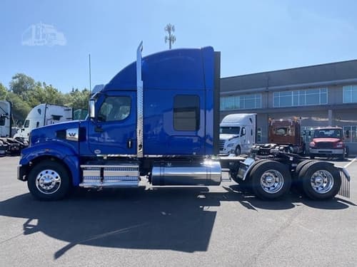 2025 Western star 4900EX image 9