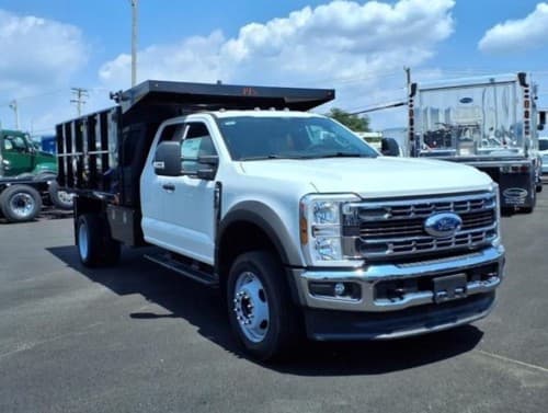 2025 Ford F550