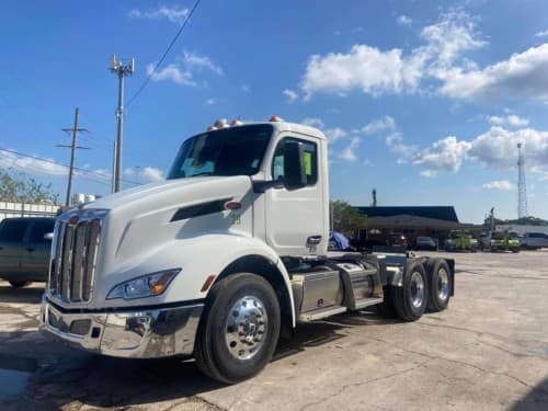 2024 Peterbilt 579