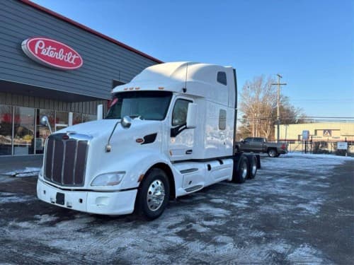 2021 Peterbilt 579