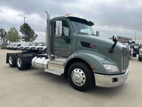 2021 Peterbilt 579