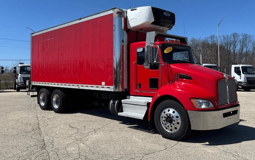 2020 Kenworth T370