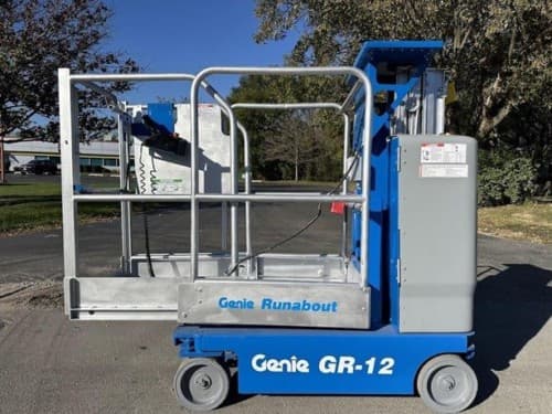 2016 GENIE GR12