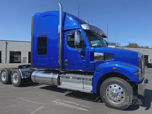 2025 Western star 4900EX image 3