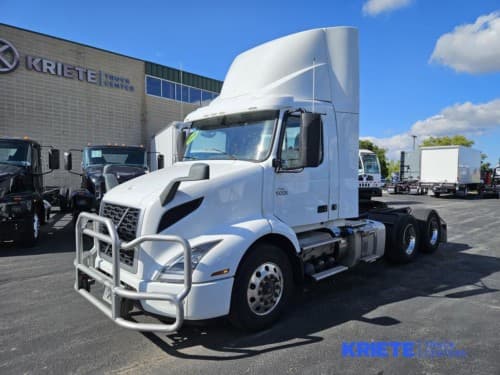 2019 Volvo VNR