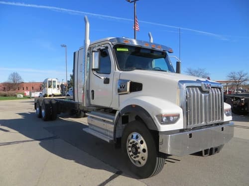 2025 Western star 4900 EX image 4