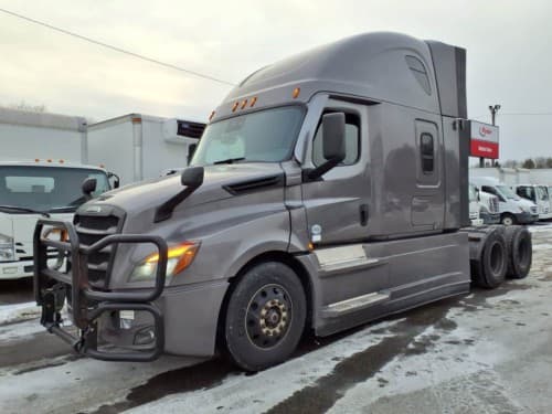 2020 Freightliner Cascadia 126 Sleeper Semi Truck - 72" Condo Sleeper, 455HP, 12 Speed Automatic