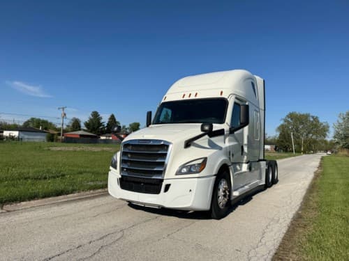 2023 Freightliner Cascadia 126