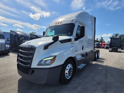 2022 Freightliner Cascadia 126