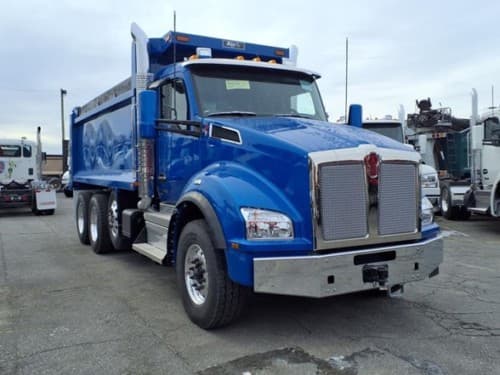 2025 Kenworth T880