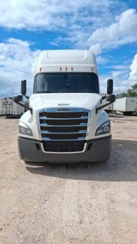 2020 Freightliner Cascadia