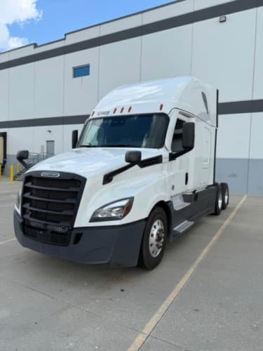 2022 Freightliner Cascadia 126