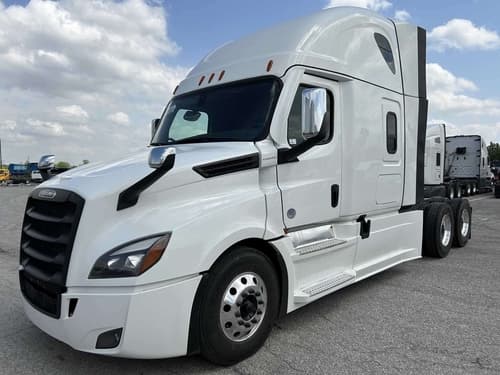 2023 Freightliner Cascadia