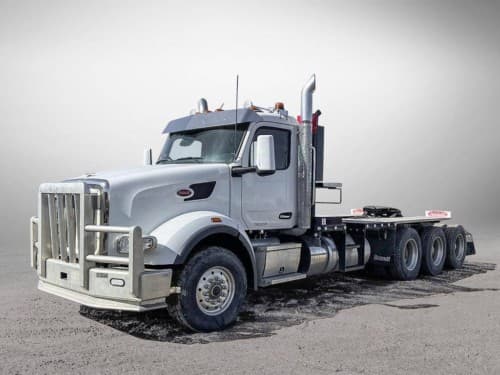 2023 Peterbilt 567
