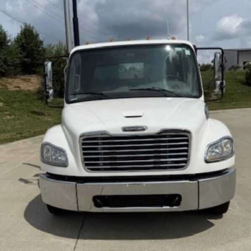 2019 Freightliner M2