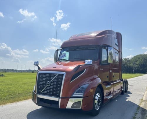 2022 Volvo VNL860