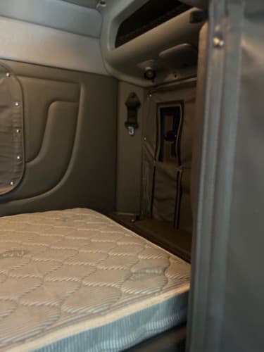 2016 Peterbilt 389 image 3