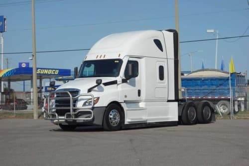 Used 2024 FREIGHTLINER CASCADIA 126 Conventional - Sleeper Truck