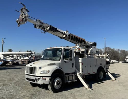 2019 Freightliner M2-106
