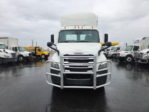 2021 Freightliner Cascadia