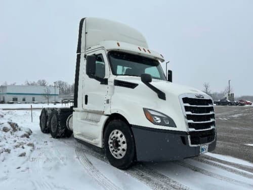 2019 Freightliner Cascadia 126 Day Cab Truck - 410HP, 10 Speed Manual