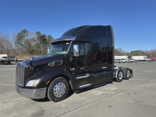 2021 PETERBILT 579