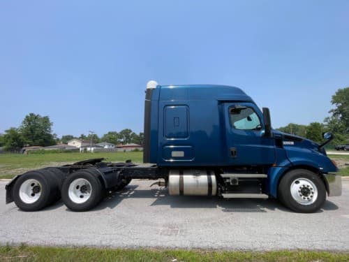 2020 Freightliner Cascadia 126 image 4