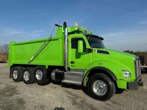 2023 Kenworth T880