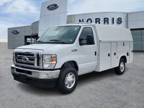2025 Ford E350 SD