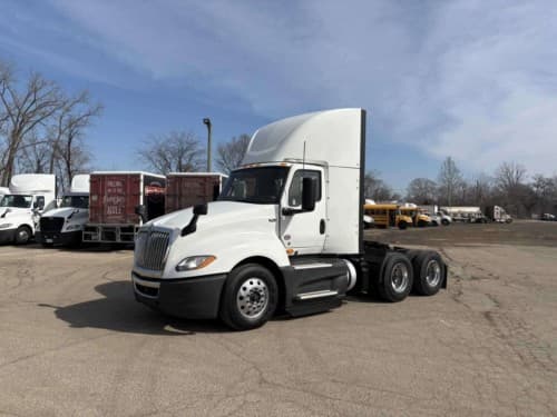 2021 International LT625