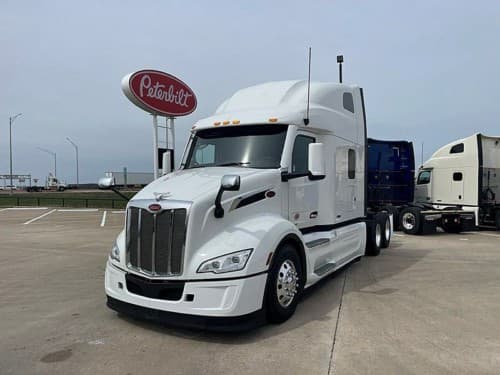 2025 Peterbilt 579