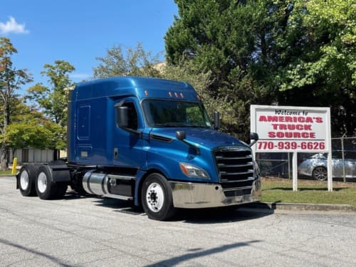 2020 Freightliner Cascadia 126