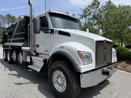 Used 2021 KENWORTH T880S