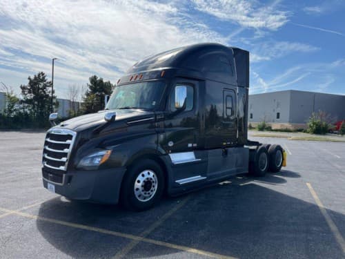 2020 Freightliner Cascadia 126