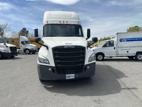 2023 Freightliner Cascadia 126