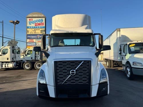 2020 Volvo VNL