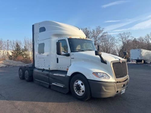 2023 International LT625 Sleeper Semi Truck - 73" Integral Sleeper, Cummins 450HP, 12 Speed Automatic