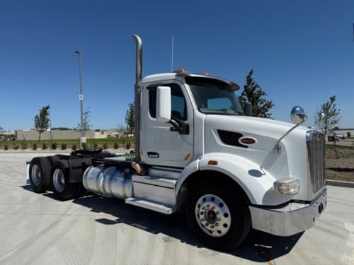 Used 2020 PETERBILT 567