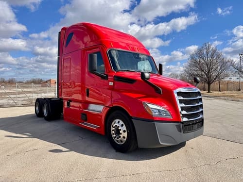 2022 Freightliner Cascadia 126 image 4